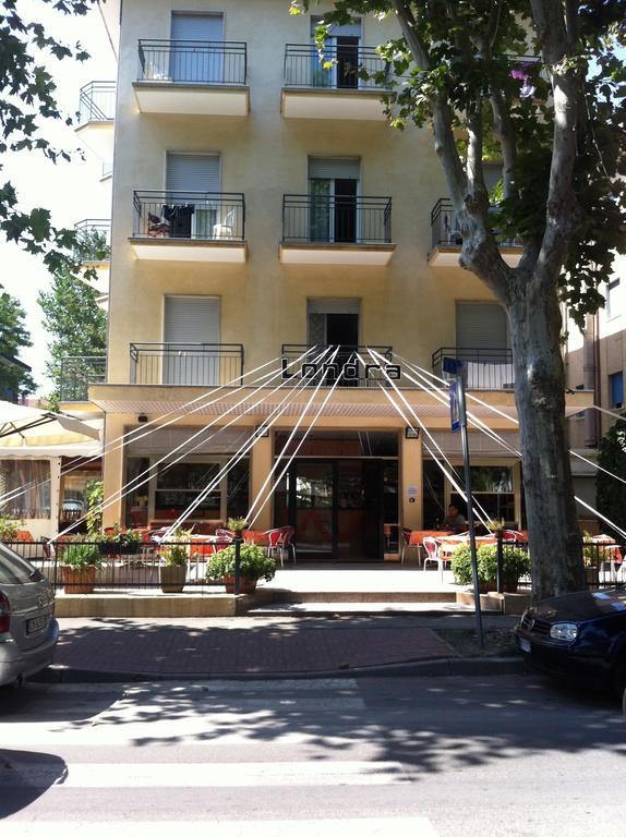 רימיני Hotel Londra מראה חיצוני תמונה